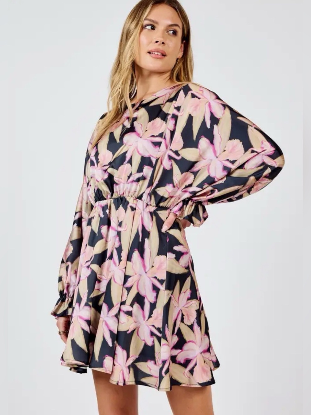 Sadie & Sage Candlelight Black Dolman Long-Sleeve Floral Mini Dress